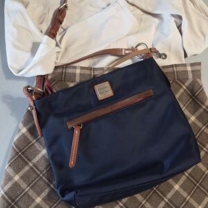 Dooney & Bourke Navy Blue Leather Nylon Everyday Crossbody Bag Red Lined Classic